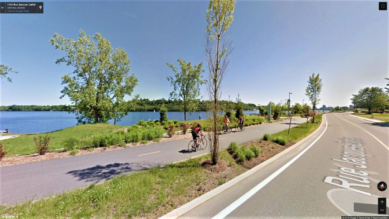 Kokomo INN Bed&Breakfast Ottawa-Gatineau's Only Tropical Riverfront B&B on the National Capital Cycling Pathway Route Verte #1 - for Adults Only - Chambre d'hôtes tropical aux berges des Outaouais BnB #17542O Extérieur photo